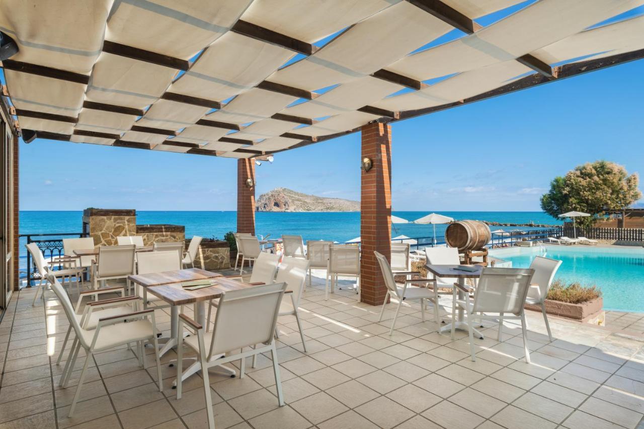 Hotel Haris On The Beach Agia Marina Extérieur photo