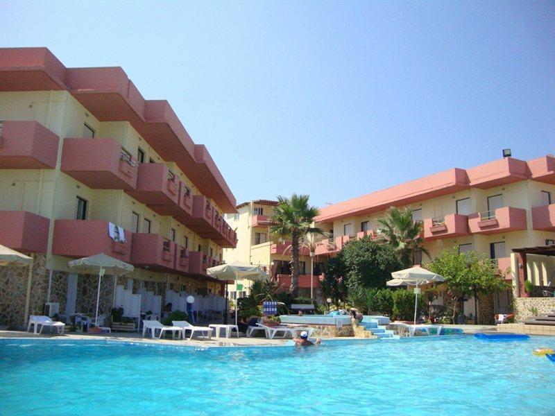 Hotel Haris On The Beach Agia Marina Extérieur photo